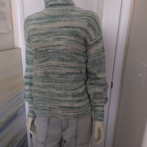 Liz Claiborne Teal and Cream Turtleneck Sweater